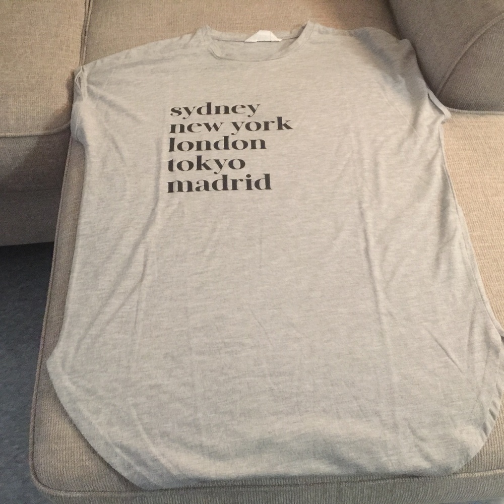 Primark ‘Big Cities’ long t-shirt